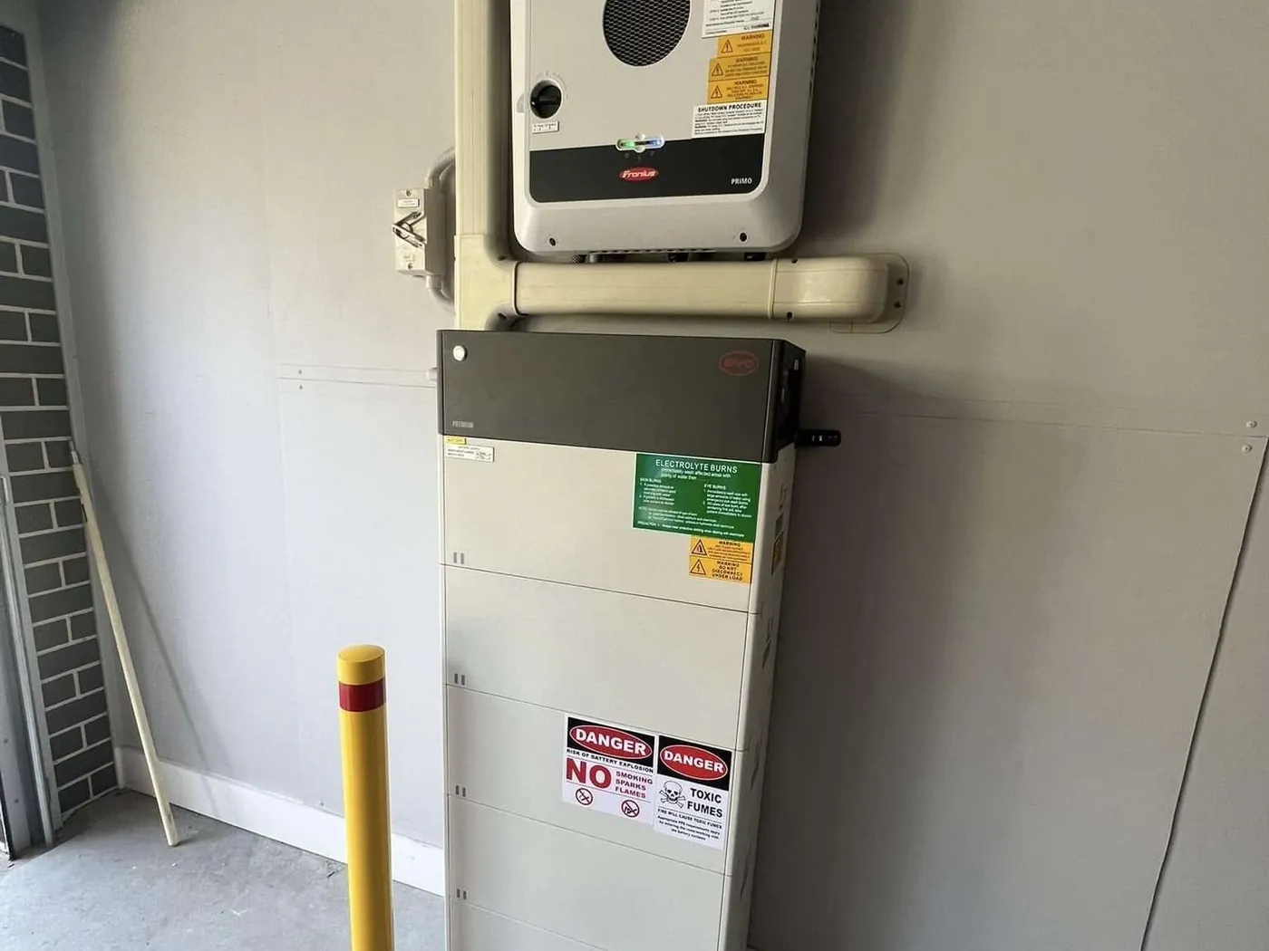 Upgraded switchboard and metering equipment